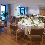 See- Und Waldresort 4* Grobern