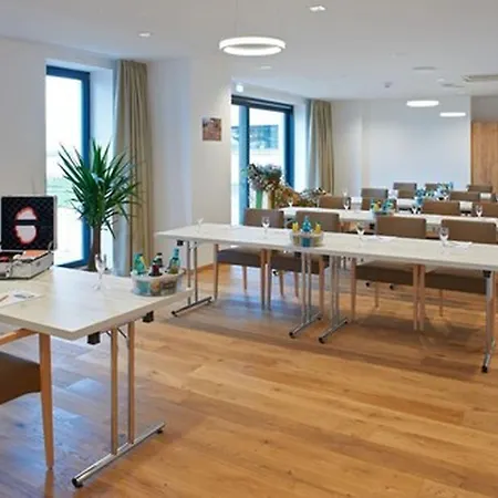 Resort See- Und Waldresort Grobern