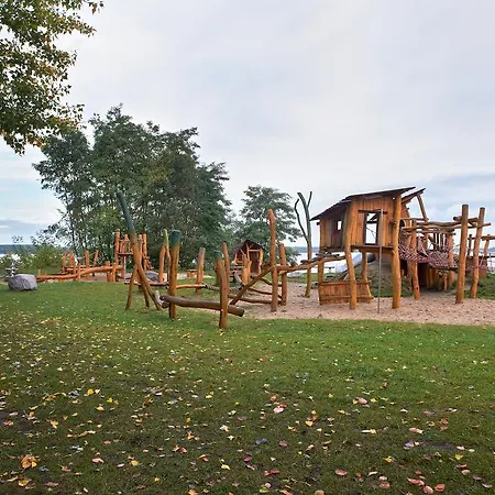 See- Und Waldresort منتجع Grobern