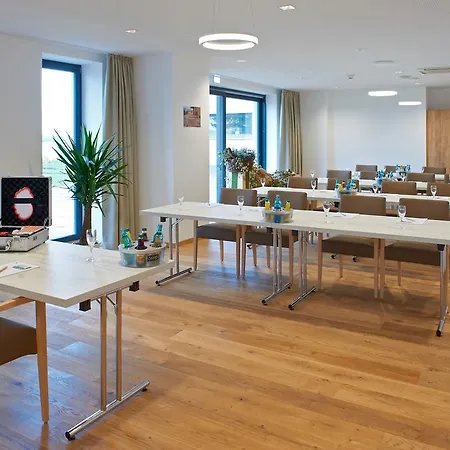 See- Und Waldresort منتجع 4*