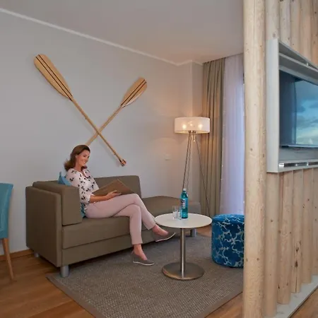 See- Und Waldresort 4* Grobern